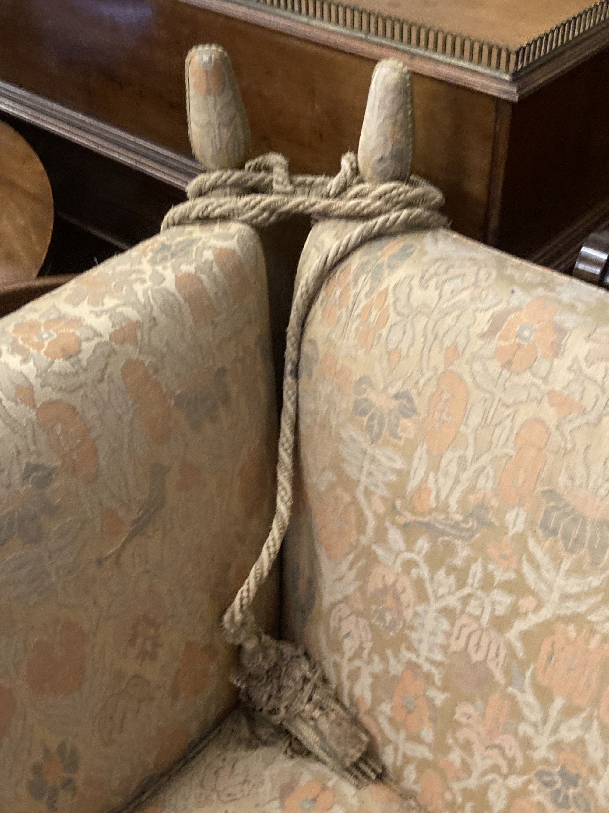 An early 20th century upholstered Knoll settee, width 166cm depth 84cm height 94cm